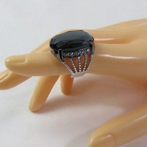 Lia Sophia Lunette Cocktail Ring Chunky Smokey Gray Crystal SilverTone Size 4.5